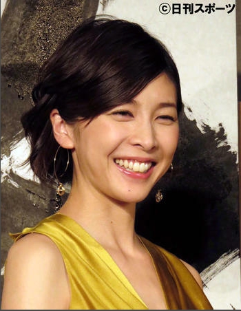 日本女演员竹内结子在家中死亡 年仅40岁 年初刚生育一男孩